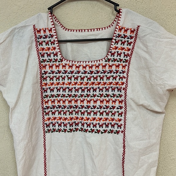 EUC🔹️Boho embroidered top blouse size Small - Picture 4 of 6